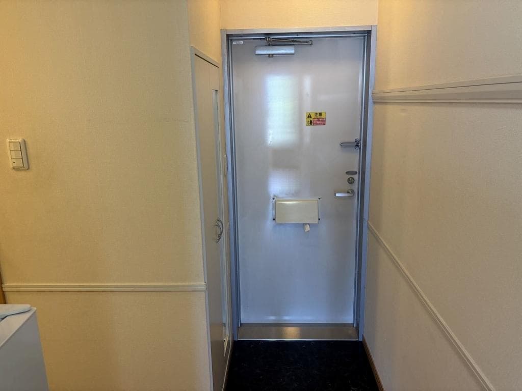 Room image 14