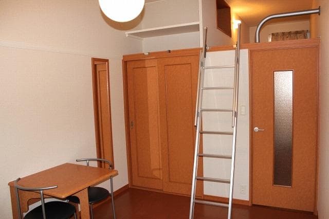 Preview interior of leopalace nike