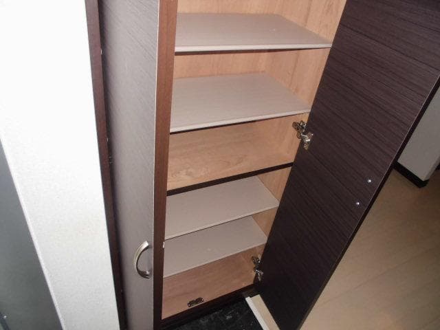 Room image 13