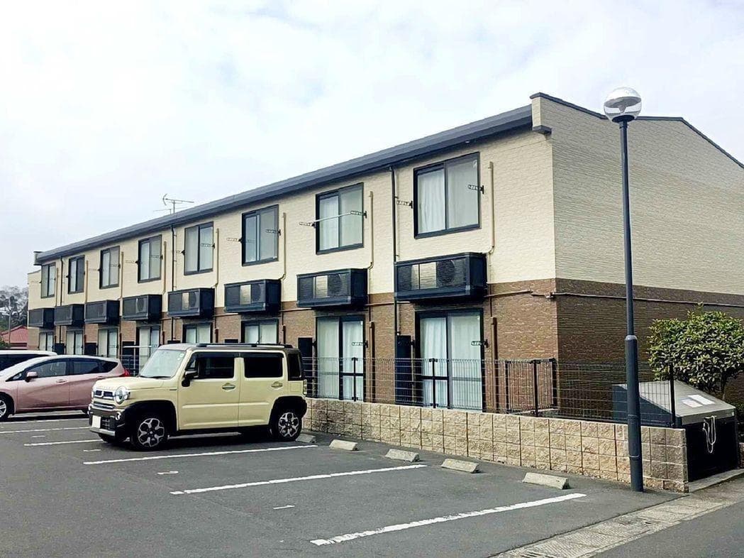 Main exterior of leopalace Kirishima Gaoka