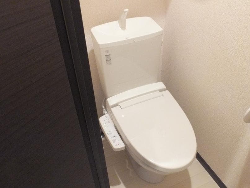 Room image 8