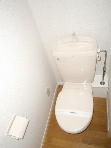 Room image 9