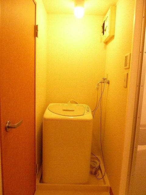 Room image 13