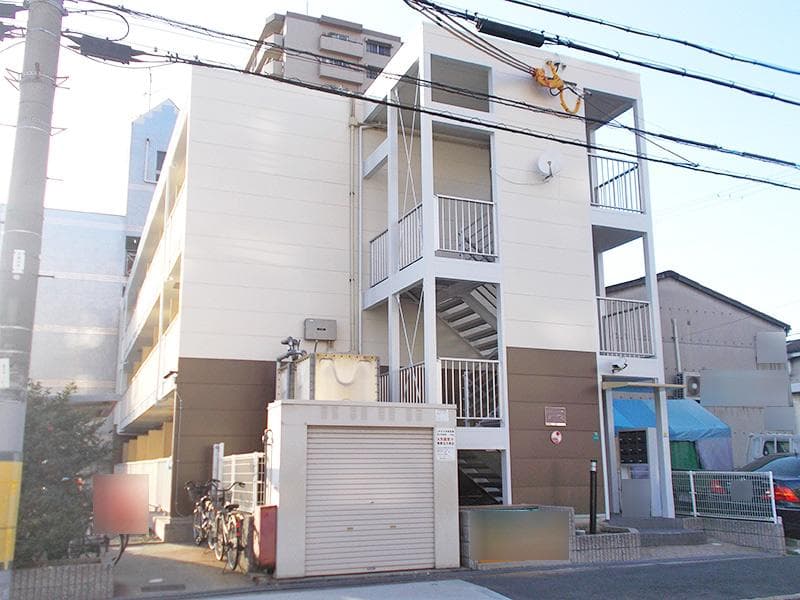 Main exterior of leopalace WIN