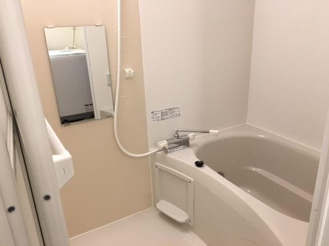 Room image 12