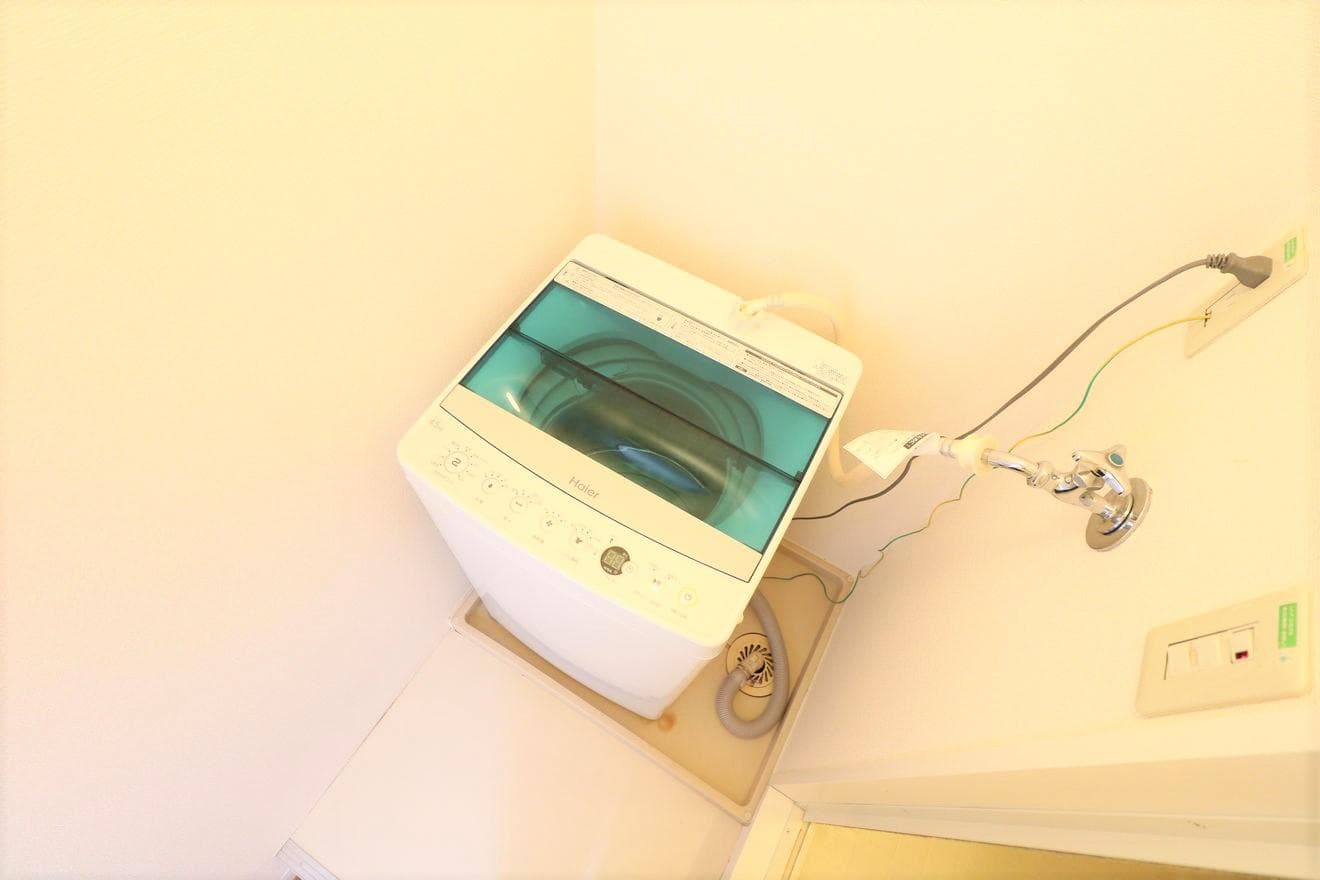 Room image 12