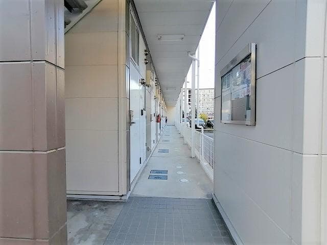 Room image 14