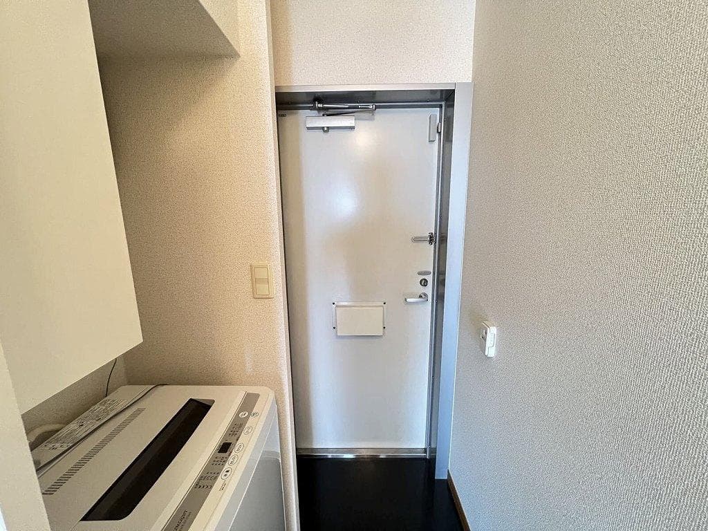Room image 14