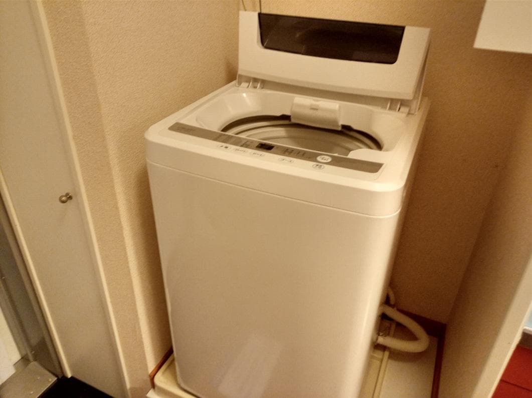 Room image 12