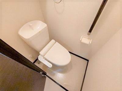 Room image 9