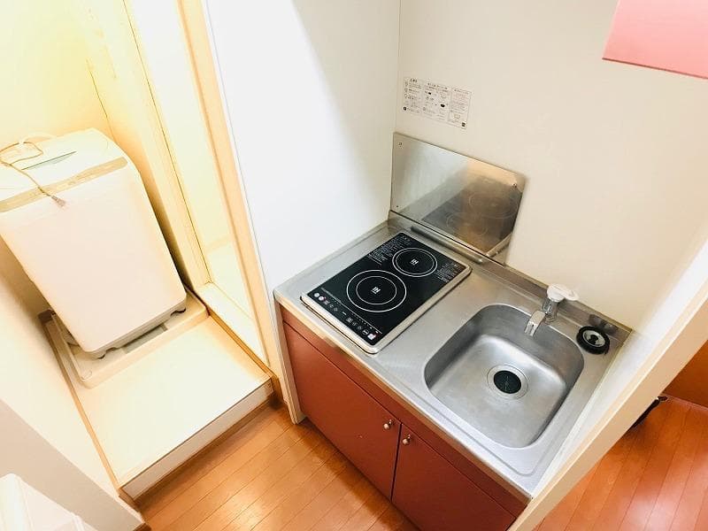 Room image 10