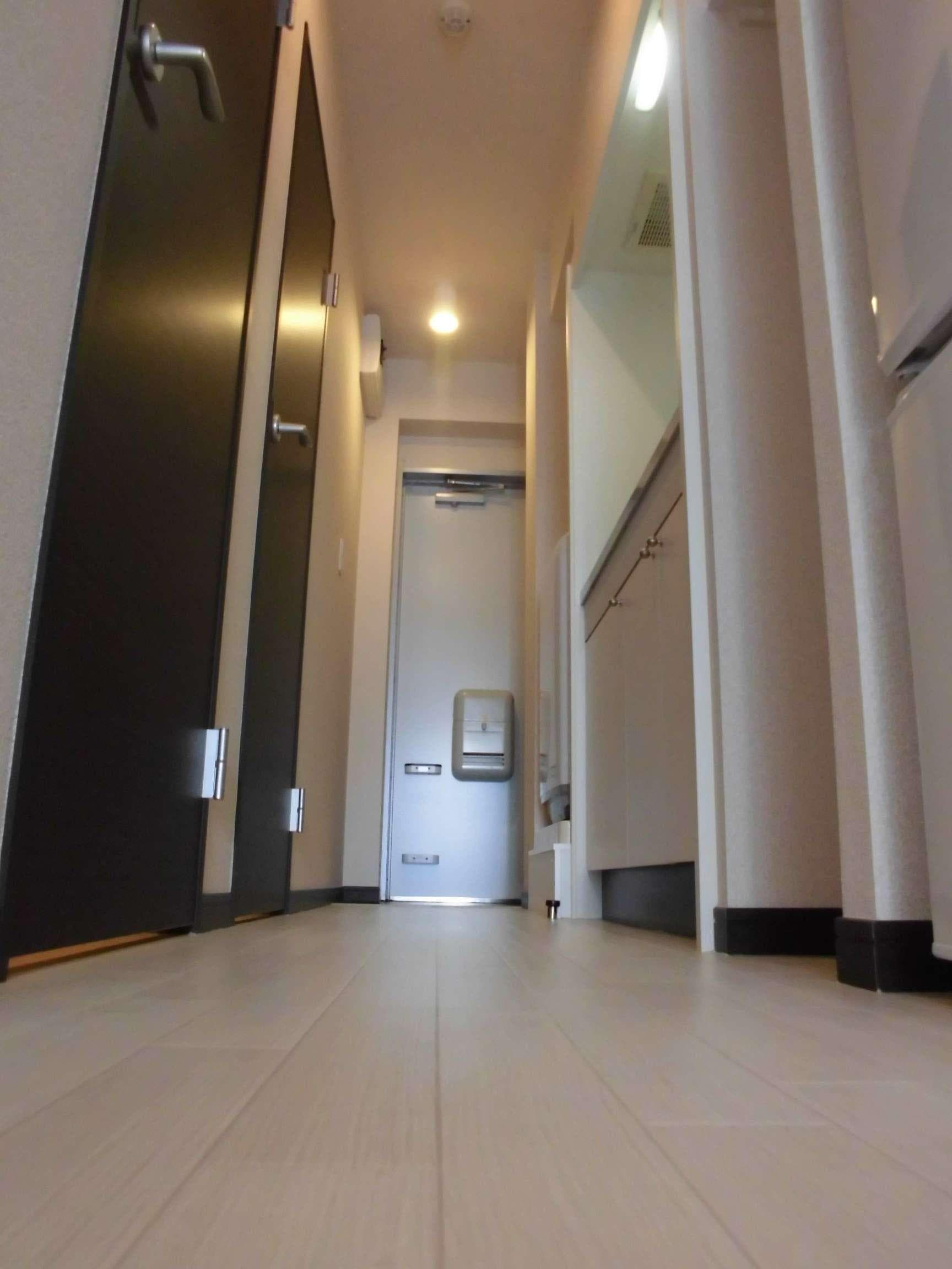 Room image 11