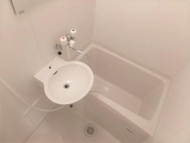 Room image 13