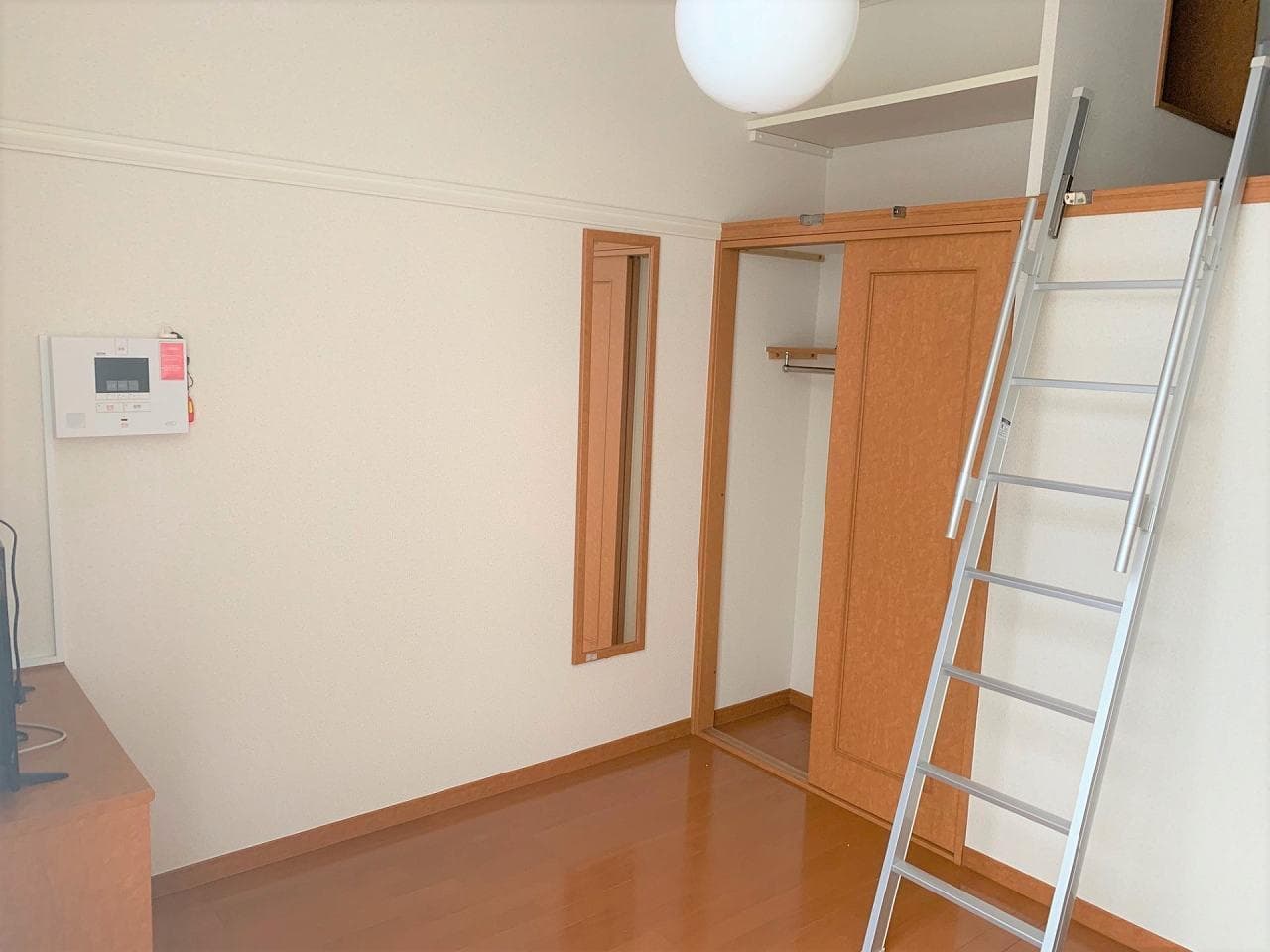 Preview interior of leopalace Loftage Midori