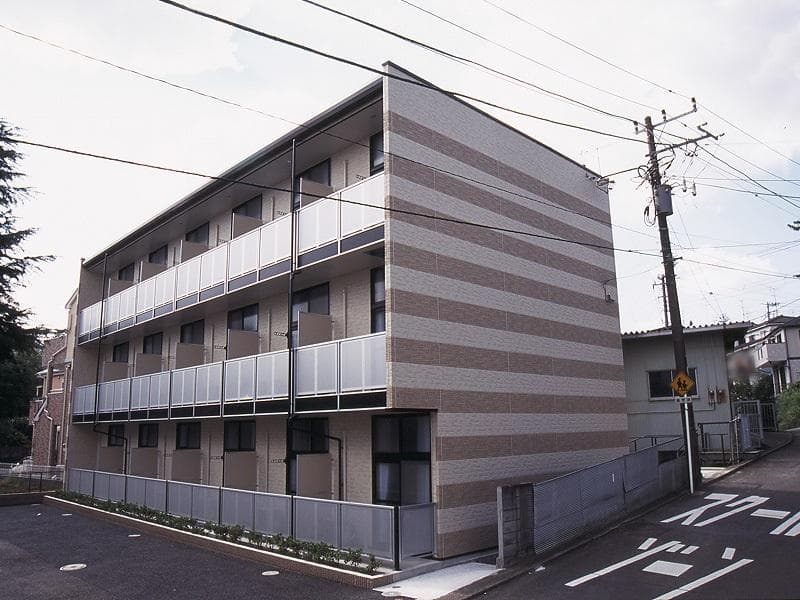 Main exterior of leopalace Tenamant 25