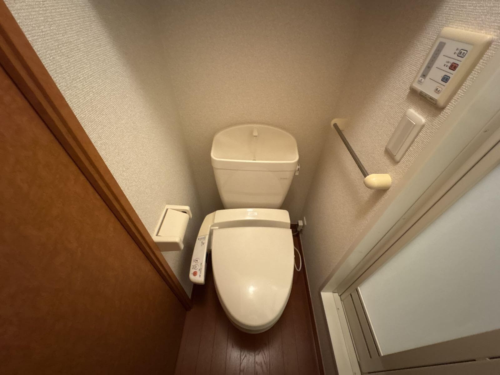 Room image 9
