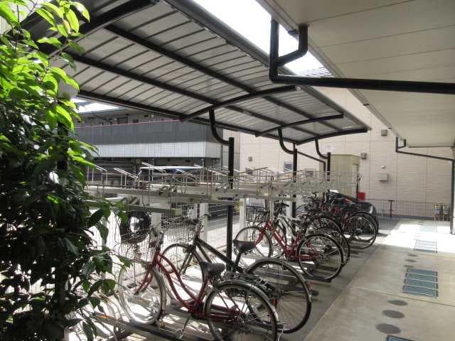 Room image 13