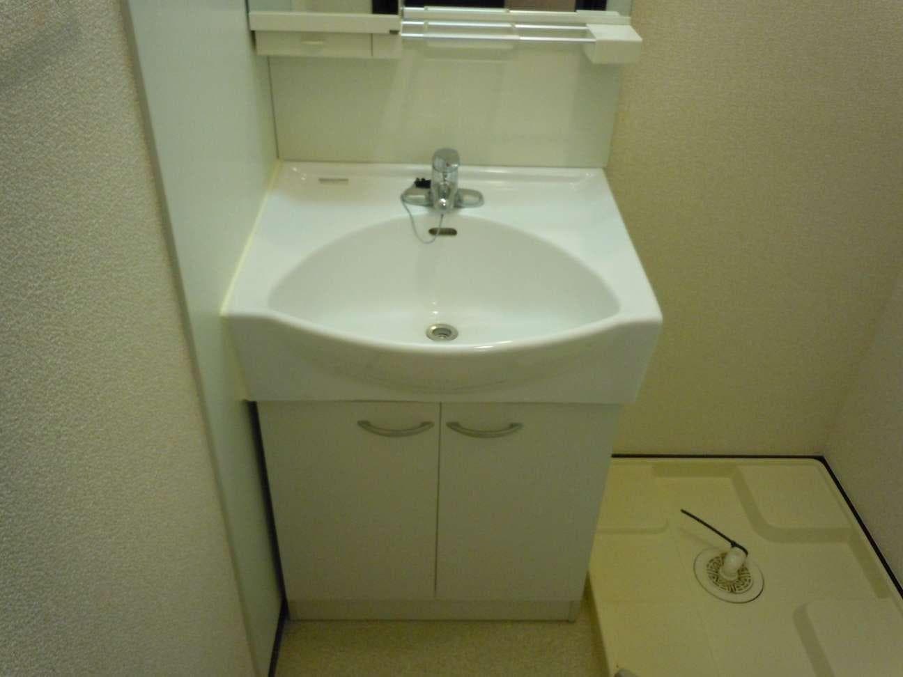 Room image 15