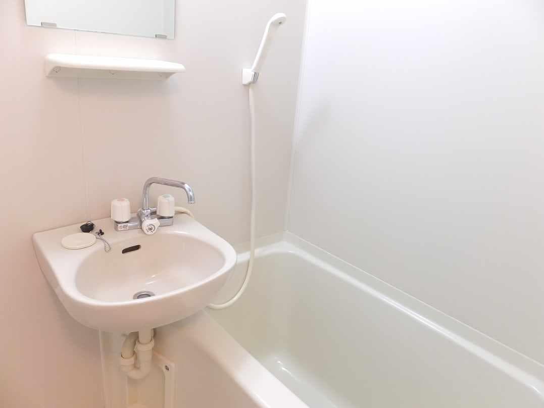 Room image 8