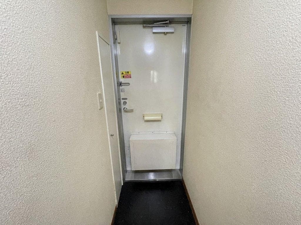 Room image 14