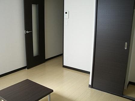 Preview interior of LEONEXT Rokubankan