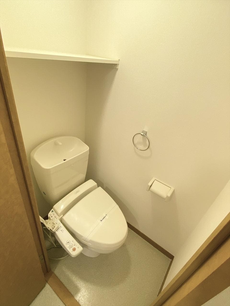 Room image 9