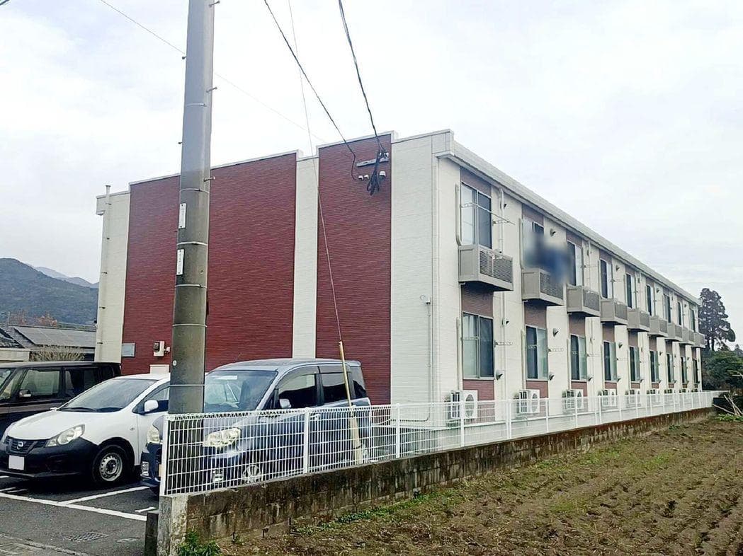 Main exterior of LEONEXT G Maisonnette