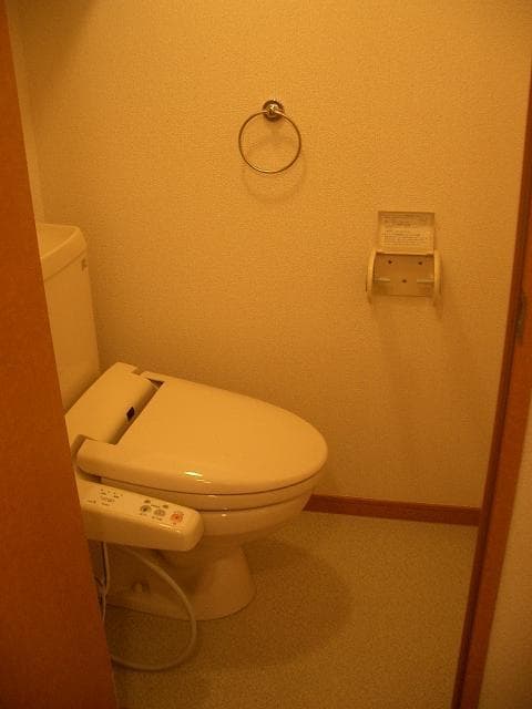 Room image 12