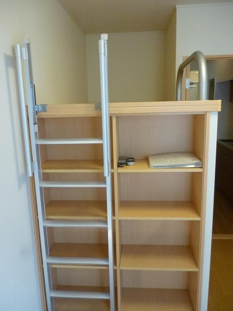 Room image 12