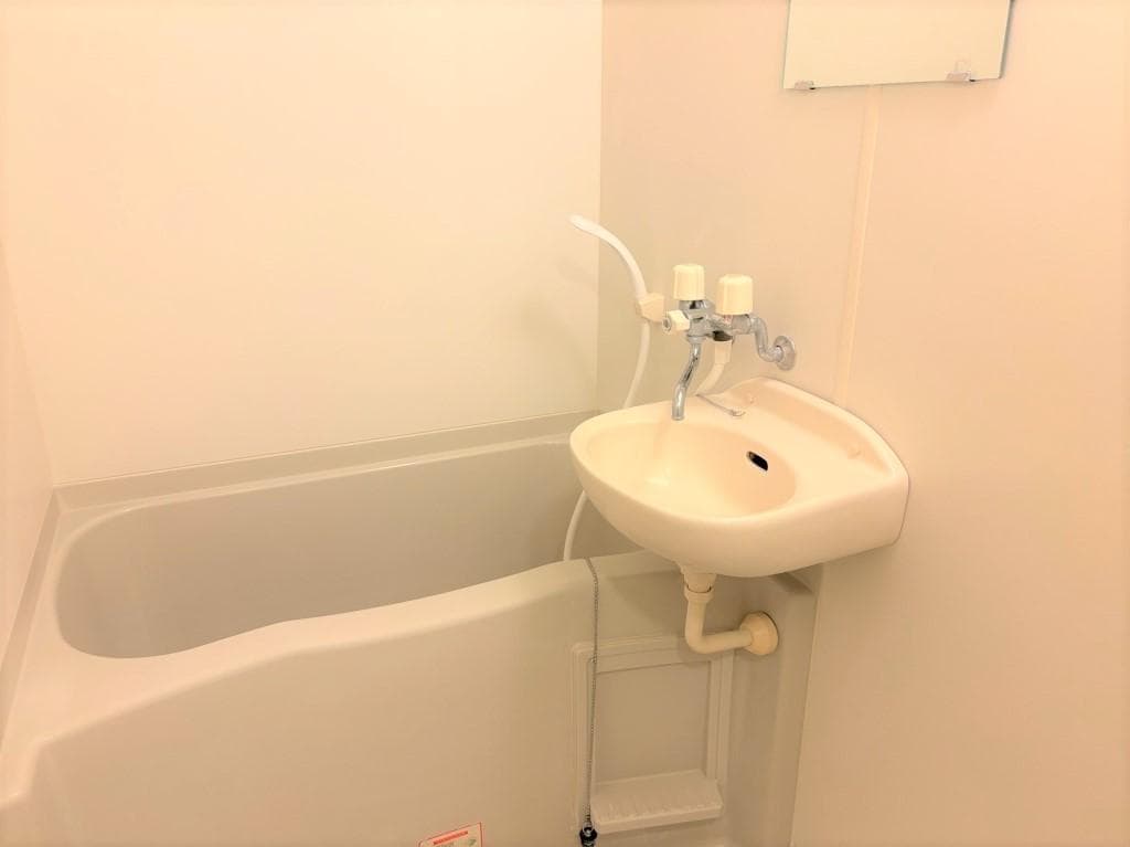 Room image 10