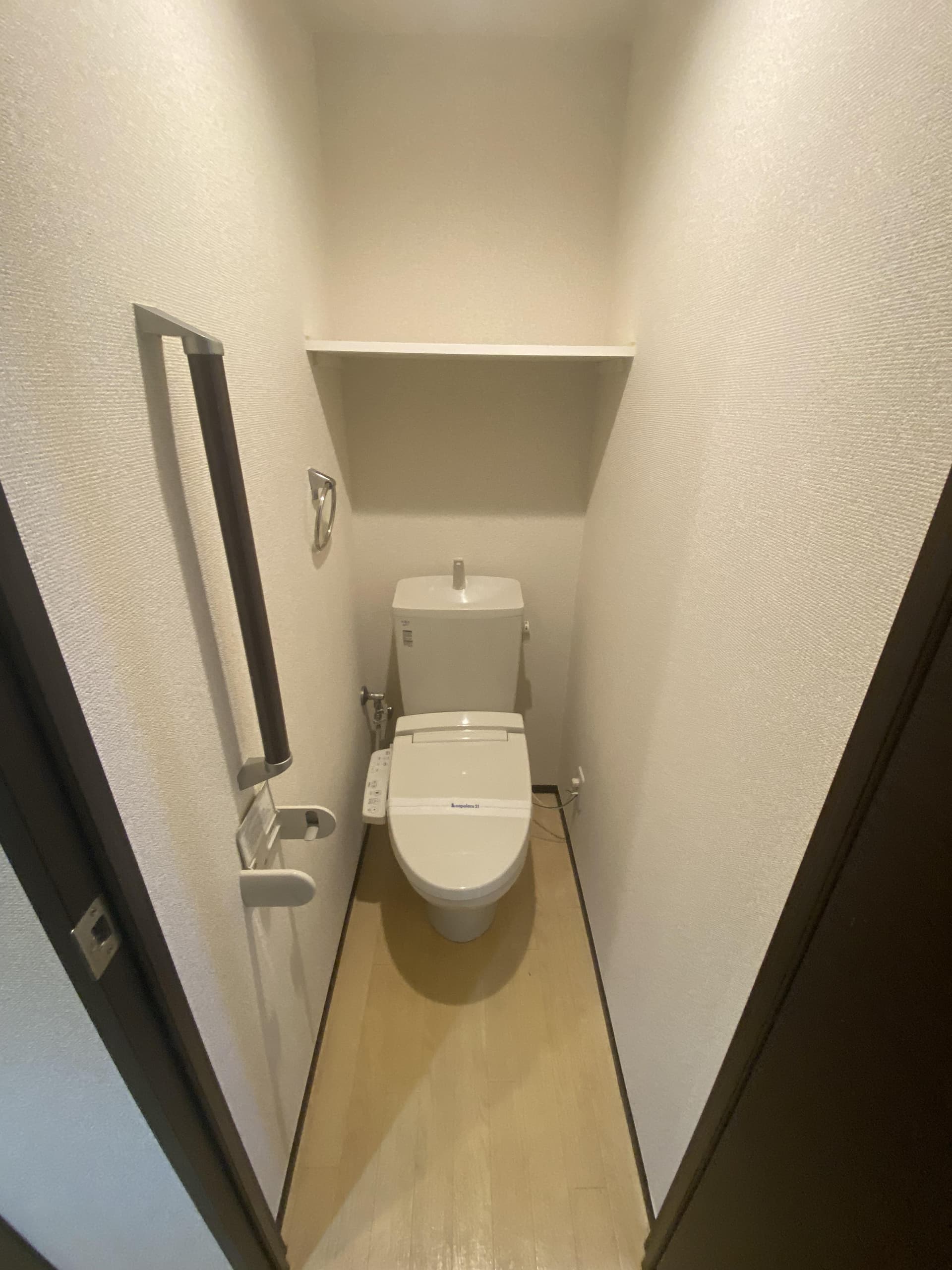 Room image 9