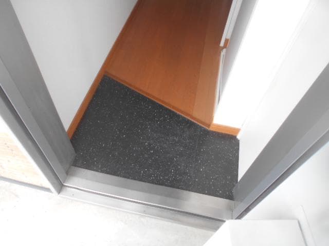 Room image 10