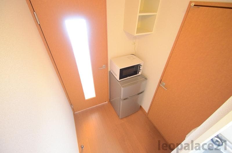 Room image 12