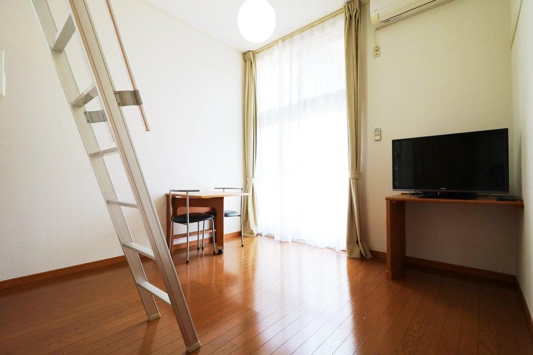 Preview interior of leopalace Chastity