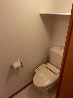 Room image 12