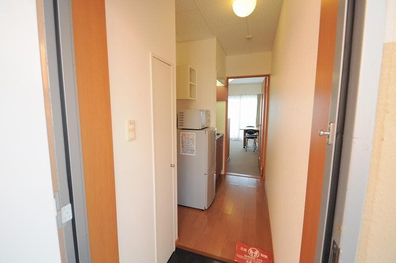 Room image 11