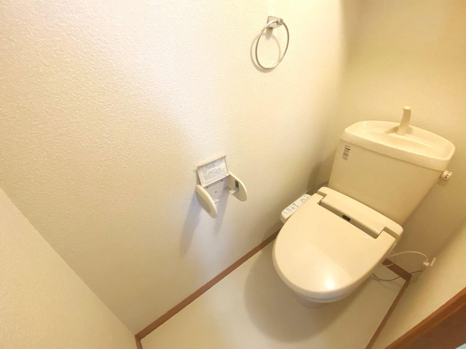 Room image 9