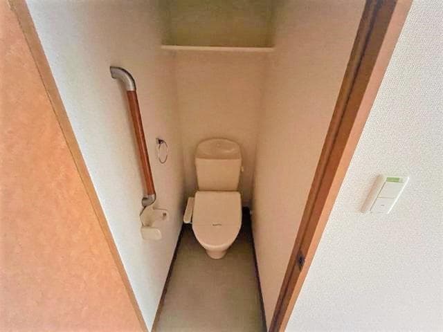 Room image 14