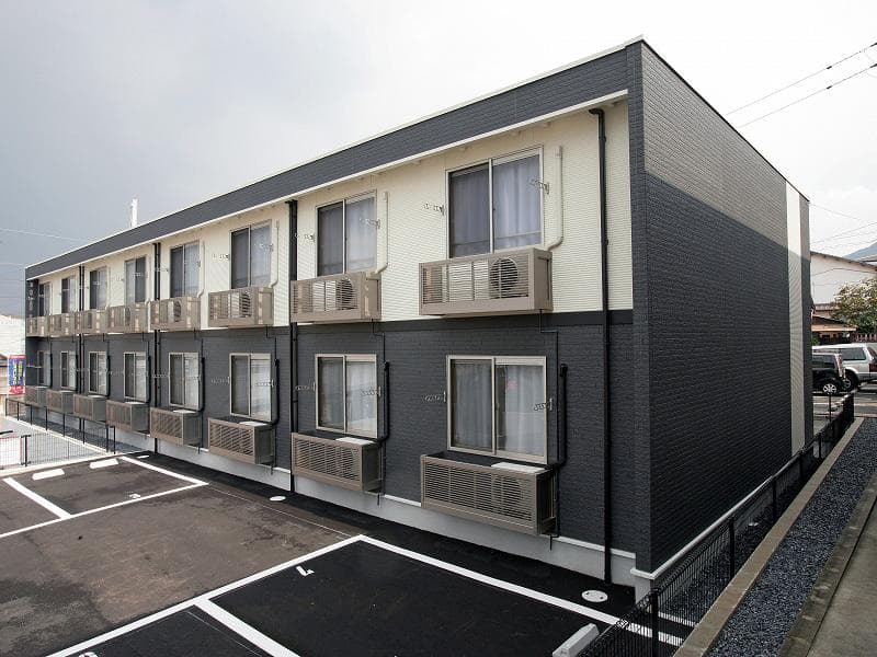 Main exterior of LEONEXT Green Mail Tomino