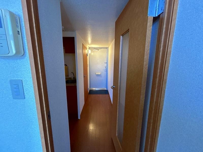 Room image 14