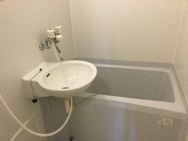 Room image 8