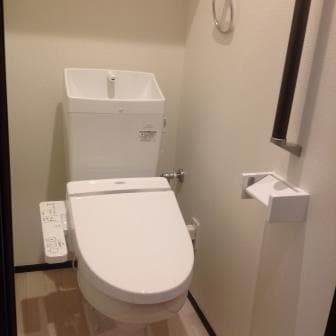 Room image 13