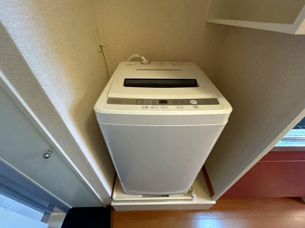 Room image 11