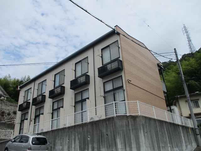 Room image 10