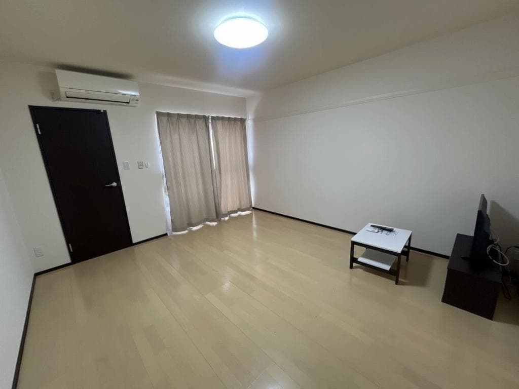 Preview interior of LEONEXT Claire Win