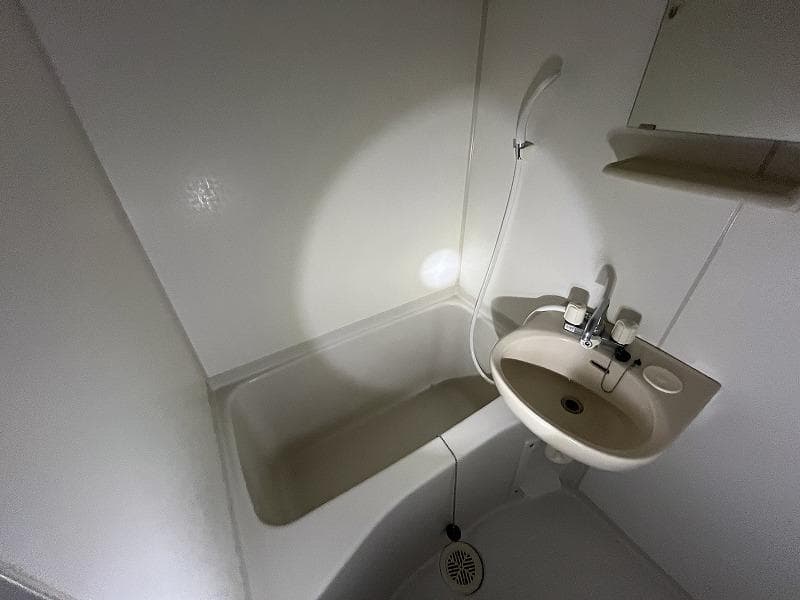 Room image 9