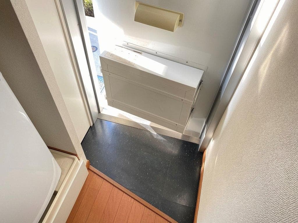 Room image 9