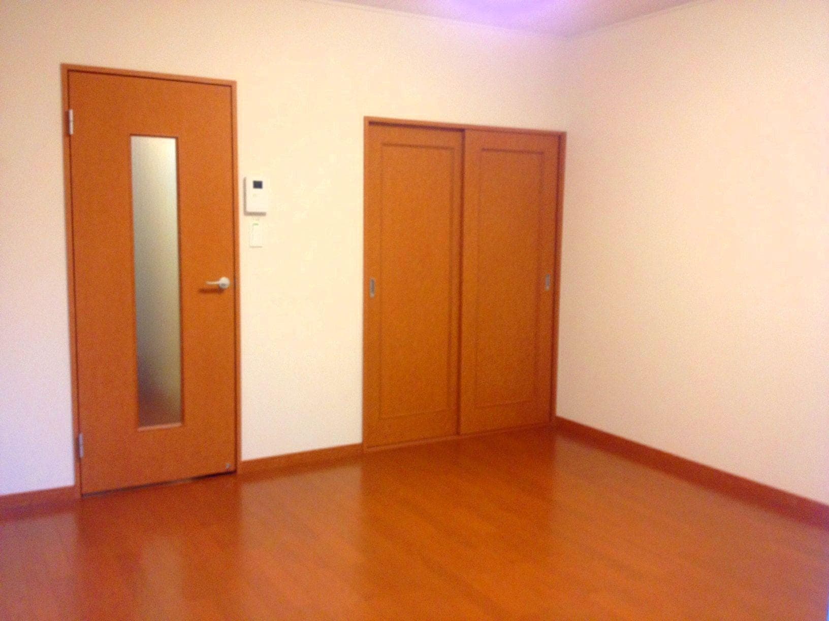 Room image 16