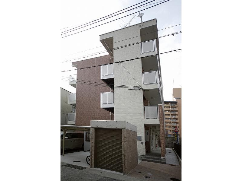 Main exterior of leopalace Ekimae Court