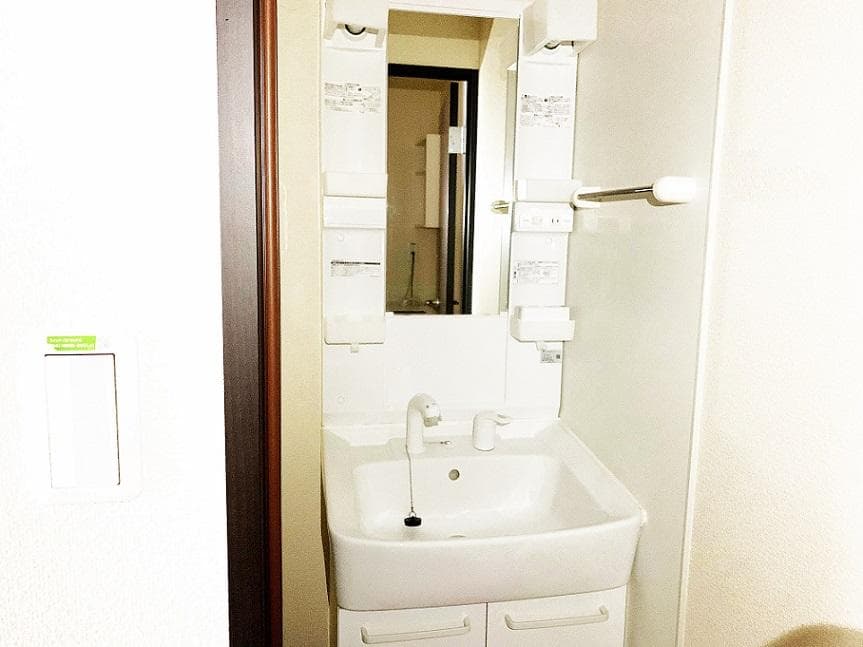 Room image 12